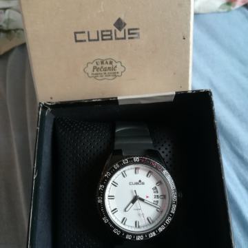 CUBUS, analogni sportski sat