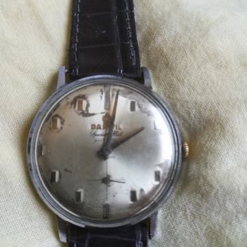 Darwil, specijal flat. švicarski sat na navijanje-original