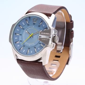 Muški sat Diesel Master Chief Watch - Očuvan