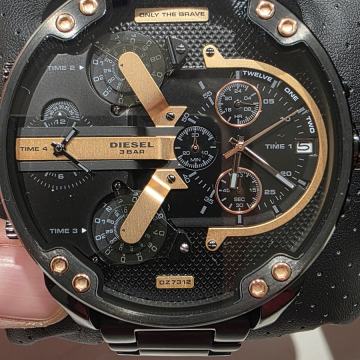 DIESEL MUŠKI SAT ORIGINAL