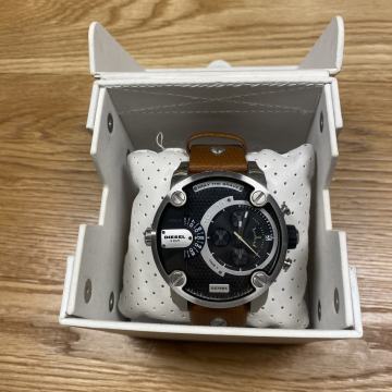 Diesel only the brave dz7264 sat