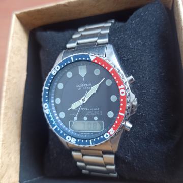 Dugena rijedak sat vodootporan do 100 m