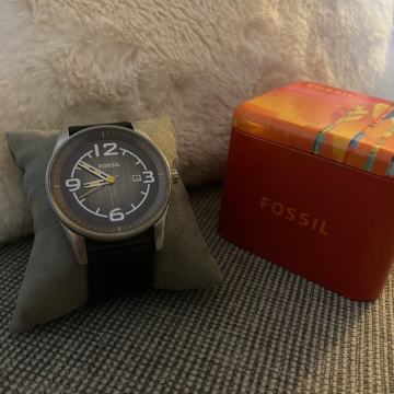Fossil JR9822 muški sat