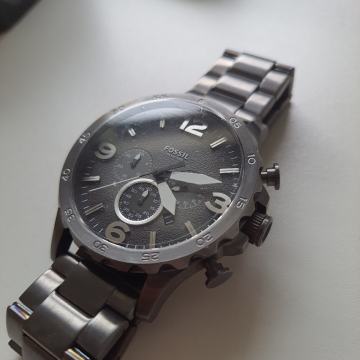 Fossil Nate Chronograph Ručni Sat