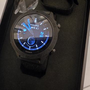 Garmin Marq Commander titan carbon