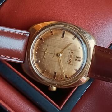 Hislon Vintage navijač 23 rubina Swiss