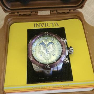 INVICTA VENOM