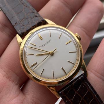 IWC Schaffhausen u 18k zlatu