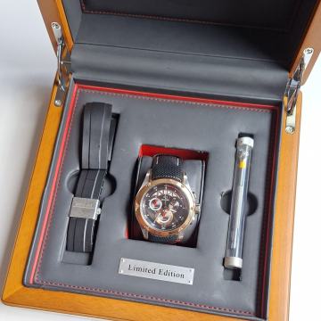 Jaguar limited edition J652