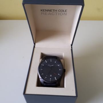 Kenneth Cole muški sat