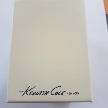 Kenneth Cole ručni sat