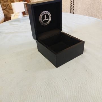 kutija za sat Mercedes Benz