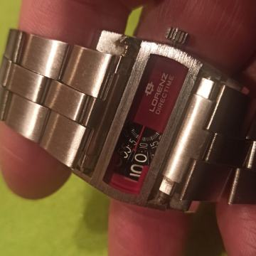 Lorenz directime rijedak model i neobičan sat