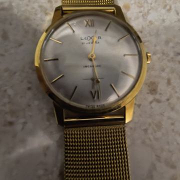 Luxor sat pozlaćeni