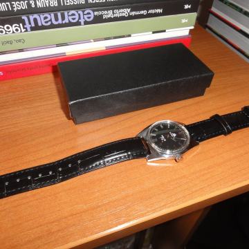 Mehanički retro sat