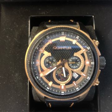 Muški kožni  ručni sat QUANTUM hng550