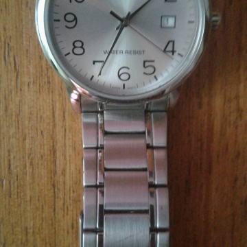 MUŠKI RUČNI SAT - CASIO