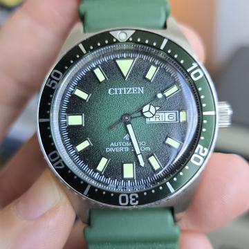 Muški ručni sat Citizen, automatic, diver 200m, zeleni