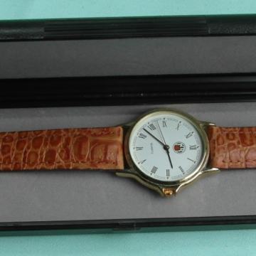 Muški ručni sat iz jedne sportske kolekcije