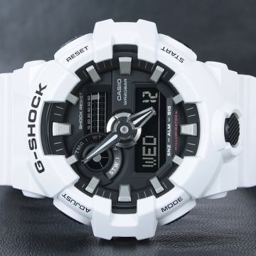 Muški sat Casio G-shock GA-700-7A s kvarcnim mehanizmom