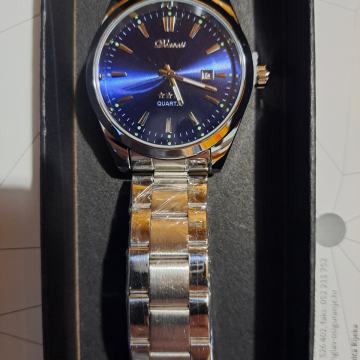 Novi muški sat ,cijena 19 eura