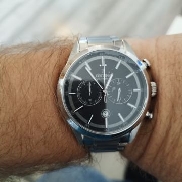 FESTINA Muški sat malo nošen
