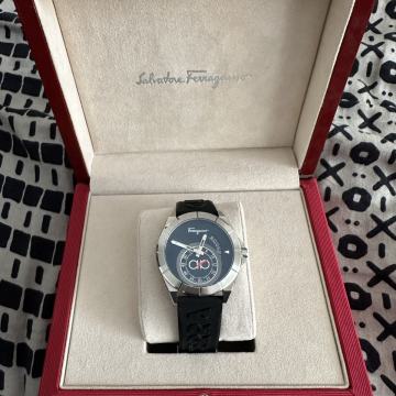Muški sat Salvatore Ferragamo