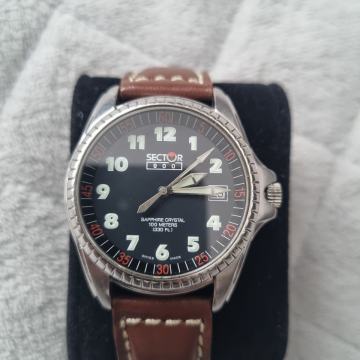 Muški sat Sector 900