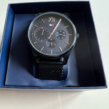 Muški sat Tommy Hilfiger