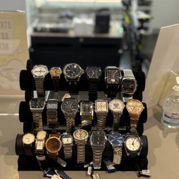 MUŠKI I ŽENSKI SATOVI (RAZNI)