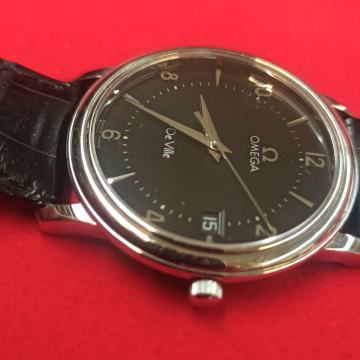 Omega De Ville sa crnim cifom kao nov