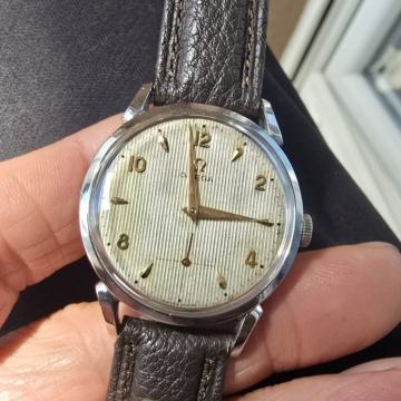 Omega . Ref. 2612 - 2 Calibar 265  godina 1950 kolekcionarska
