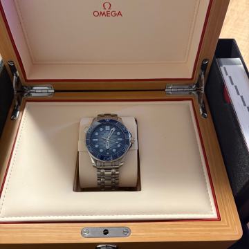 Omega Seamaster Diver 300m