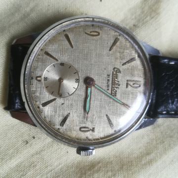 OMIKRON 21 RUBIN, švicarski sat na navijanje