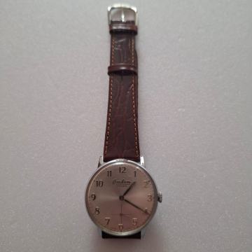 Omikron 3360 mehanicki rucni sat
