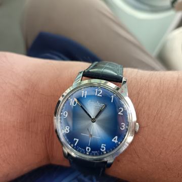 Omikron Jumbo navijač u Mint stanju plavi cifer