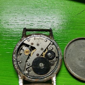 Omikron za restauraciju ili dijelove