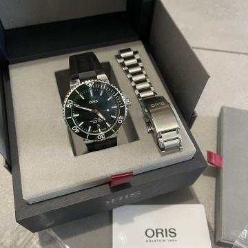 Oris Aquis Green 41.5 mm