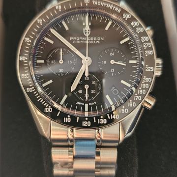 Pagani Design PD-1701 moonwatch, safirno staklo, Seiko VK63 mehanizam.