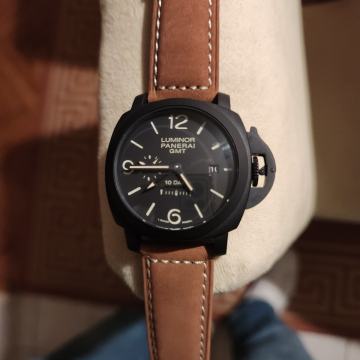 Panerai Luminor 1950 10 Days GMT