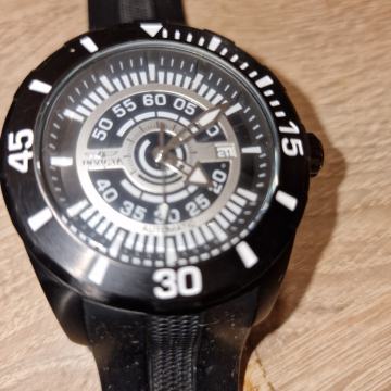 Prodajem m.sat automatic INVICITA promjera 45mm.100€.