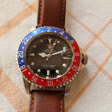 Prodajem m. sat ROLX bateriski kvarc sačuvan ispravan 60€.