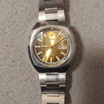 Prodajem sat Citizen automatik