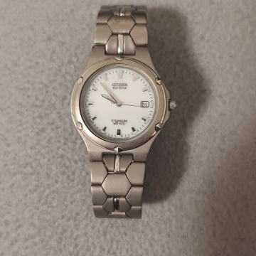 Prodajem sat Citizen Eco-Drive