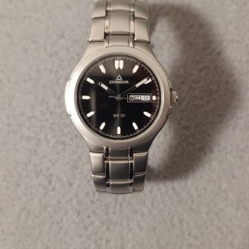 Prodajem sat Dugena Quartz