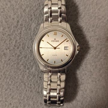 Prodajem sat JUNGHANS Quartz