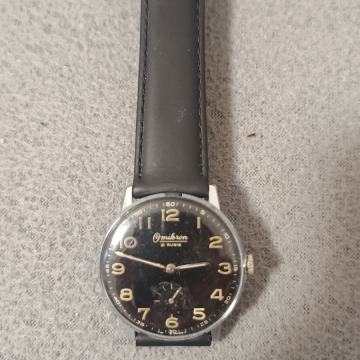 Prodajem sat Omikron