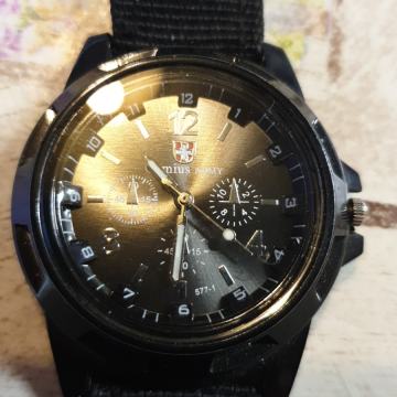 Prodajem sat swis army