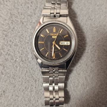 Prodajem Seiko 5 automatik