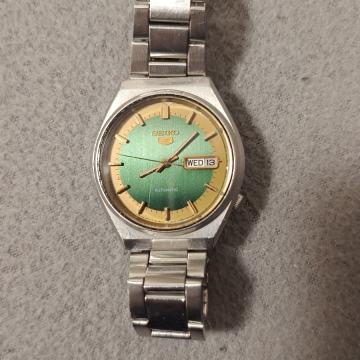 Prodajem Seiko 5 automatik